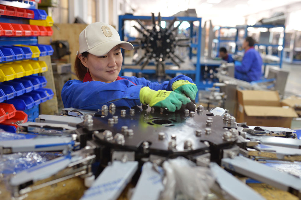 斗华章|平凡亦精彩九游会j9登陆奋(图7) 斗华章|平凡亦精彩九游会j9登陆奋(图7)